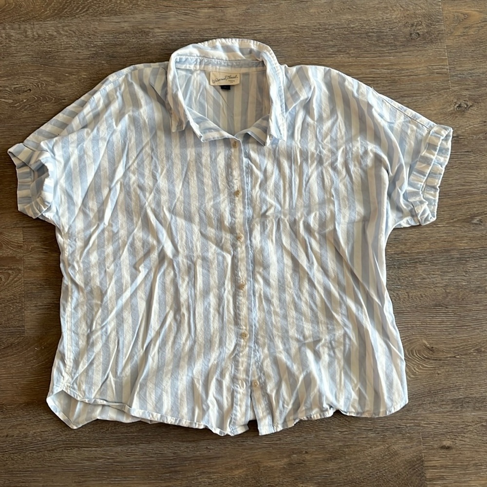 Universal Thread Button Down Shirt